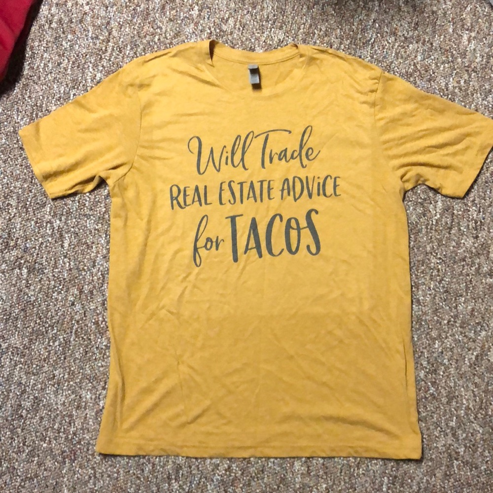 “Real estate”Tee